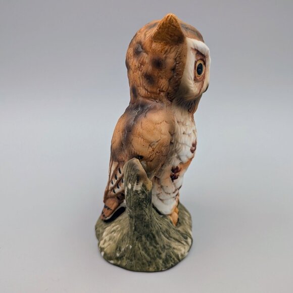 Vintage Porcelain Horned Owl Figurine on Tree Stump |  Bird Collectible - Picture 4 of 7